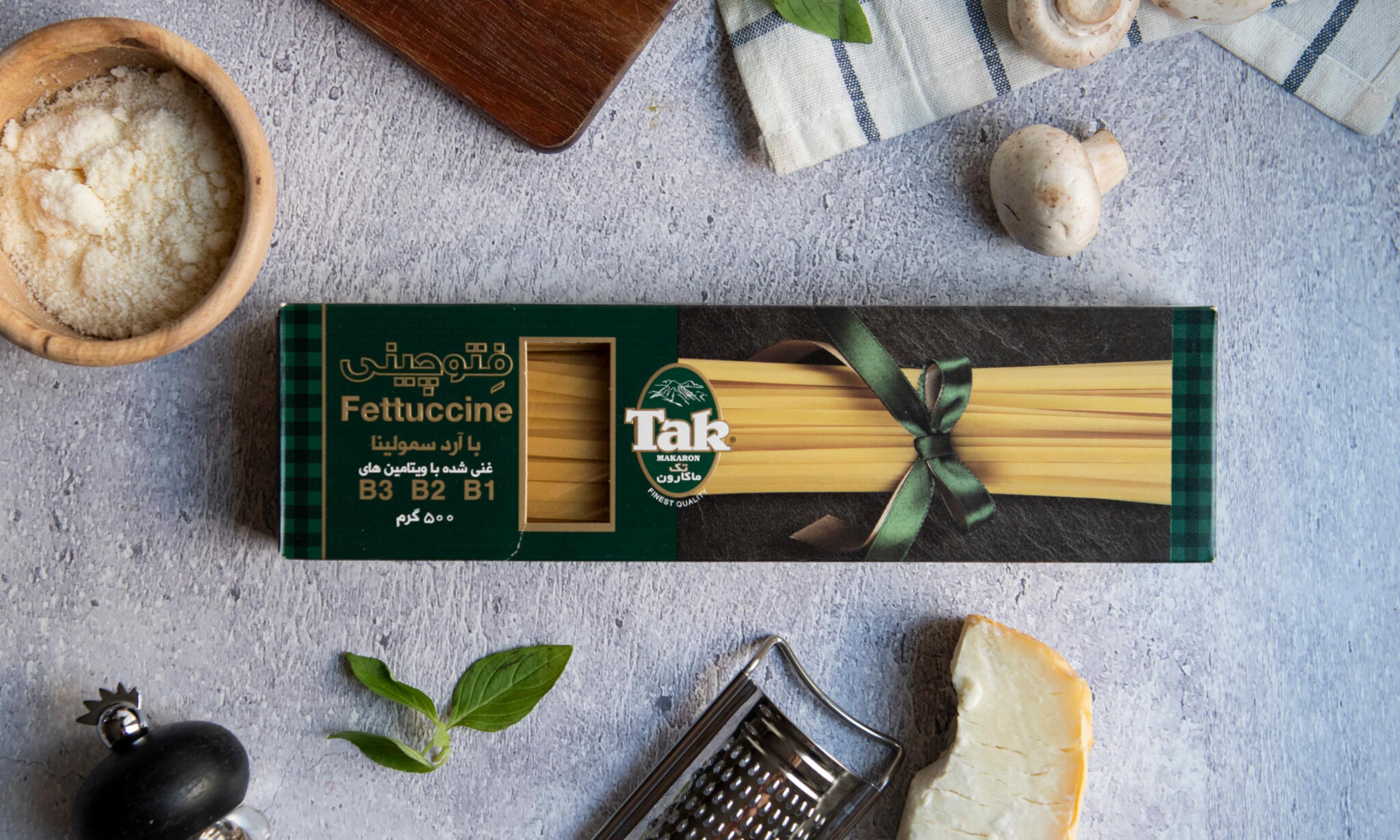 ماکارونی تکماکارون